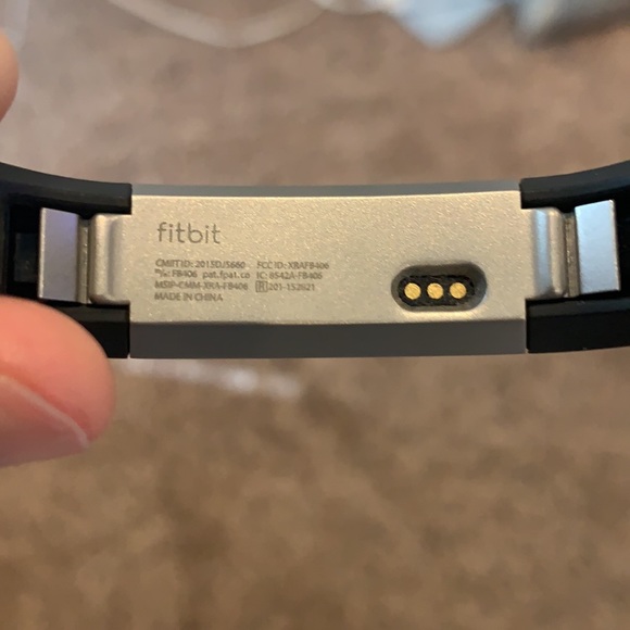 Fitbit - Picture 3 of 3